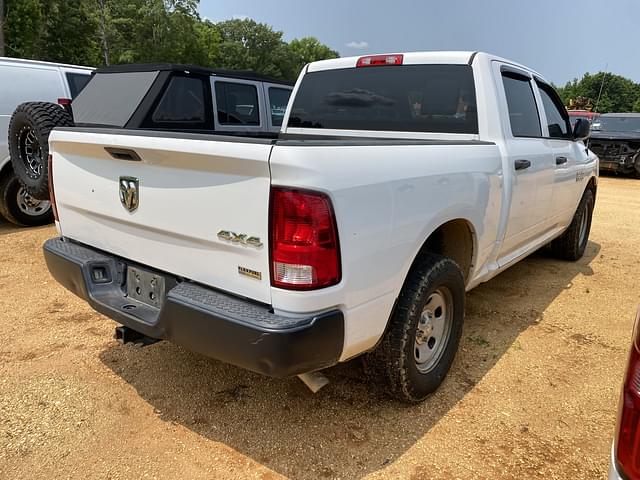 Image of Dodge Ram 1500 equipment image 2