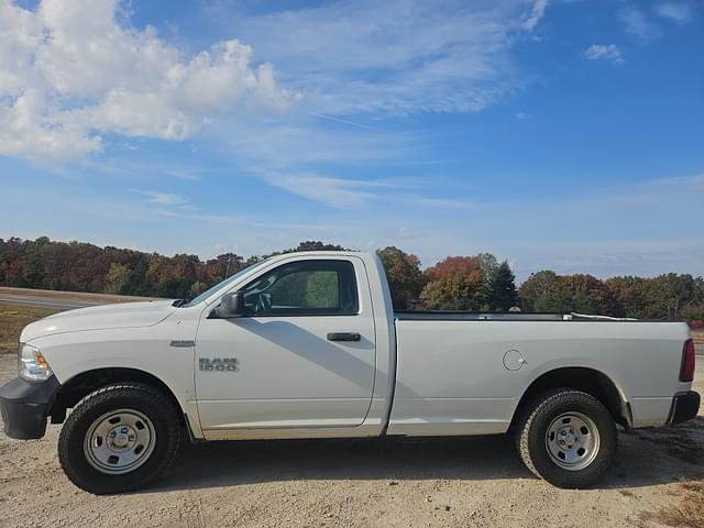 Image of Dodge Ram 1500 equipment image 3