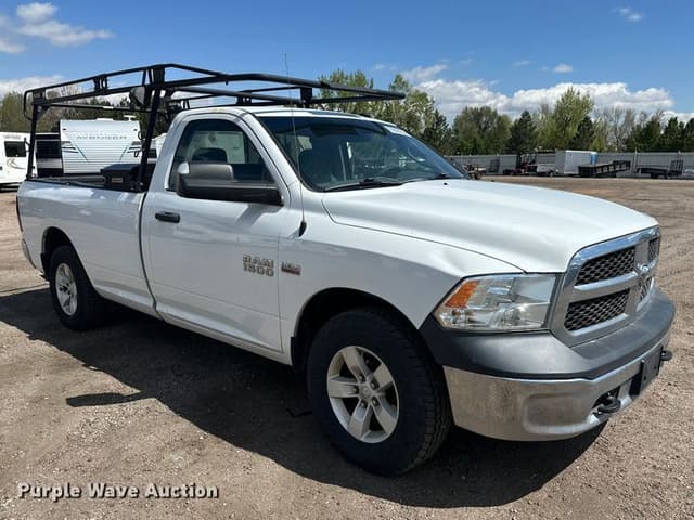 Image of Dodge Ram 1500 equipment image 2