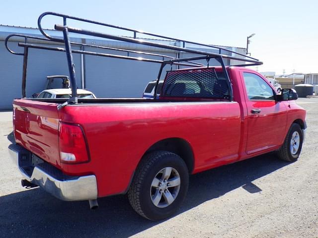 Image of Dodge Ram 1500 equipment image 2