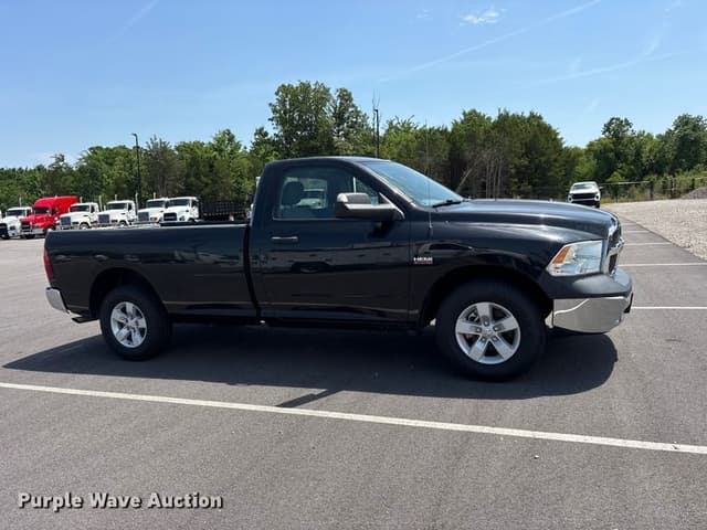 Image of Dodge Ram 1500 equipment image 3