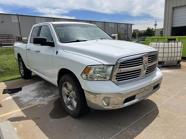 Image of Dodge Ram 1500 equipment image 3