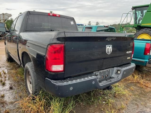 Image of Dodge Ram 1500 equipment image 3