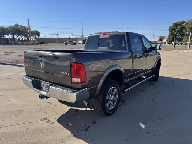 Image of Dodge Ram 2500 equipment image 2