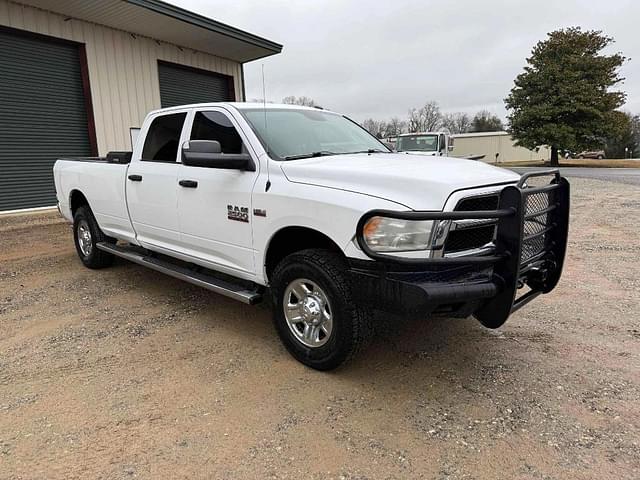 Image of Dodge Ram 2500 equipment image 1