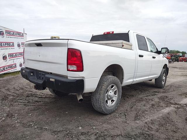 Image of Dodge Ram 2500 equipment image 4
