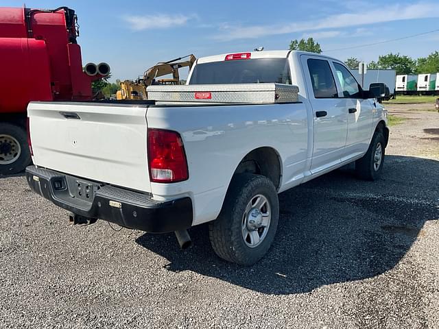 Image of Dodge Ram 2500 equipment image 4