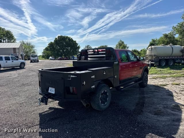 Image of Dodge Ram 2500 equipment image 4