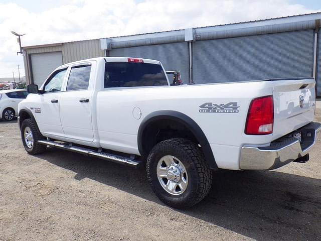 Image of Dodge Ram 2500 equipment image 3