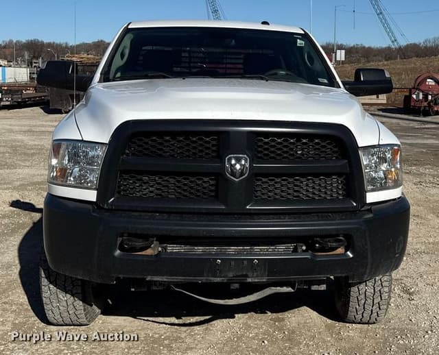 Image of Dodge Ram 2500 equipment image 1