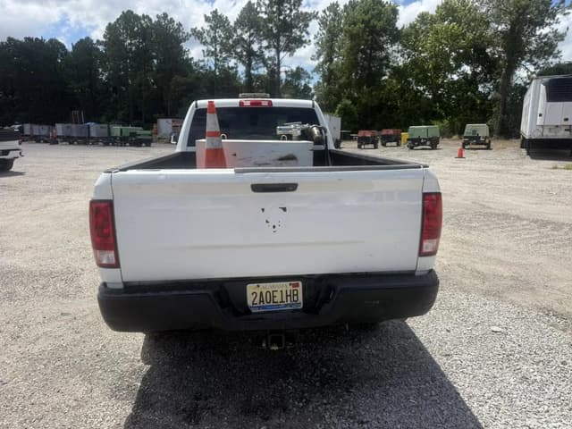 Image of Dodge Ram 2500 equipment image 3