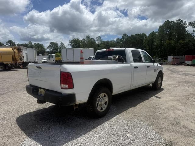 Image of Dodge Ram 2500 equipment image 4