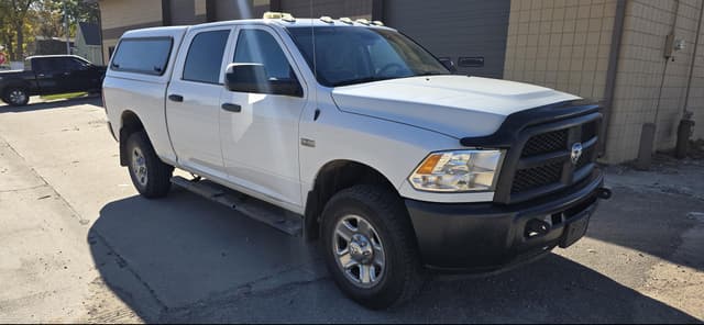 Image of Dodge Ram 2500HD equipment image 2