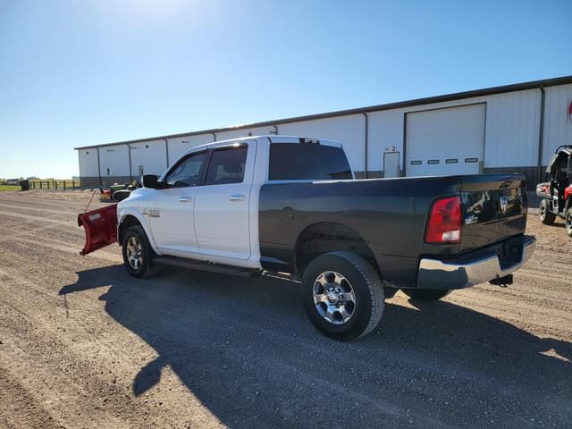 Image of Dodge Ram 2500HD equipment image 3