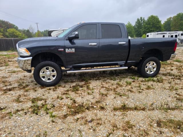 Image of Dodge Ram 2500 equipment image 4