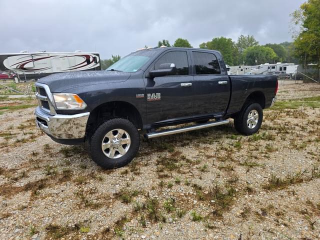 Image of Dodge Ram 2500 equipment image 3