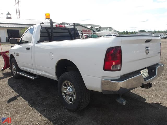 Image of Dodge Ram 2500 equipment image 2
