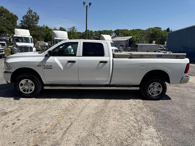 Image of Dodge Ram 2500 equipment image 1