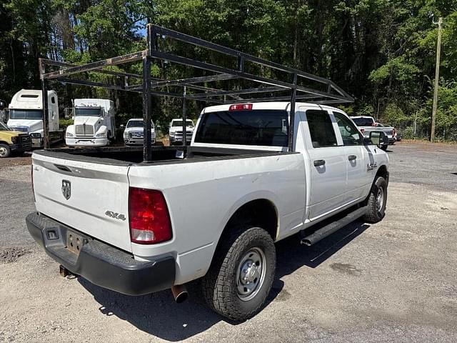 Image of Dodge Ram 2500 equipment image 4