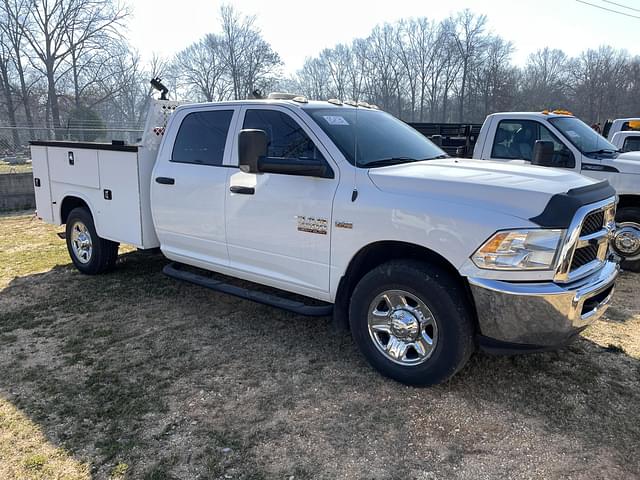 Image of Dodge Ram 2500 equipment image 3