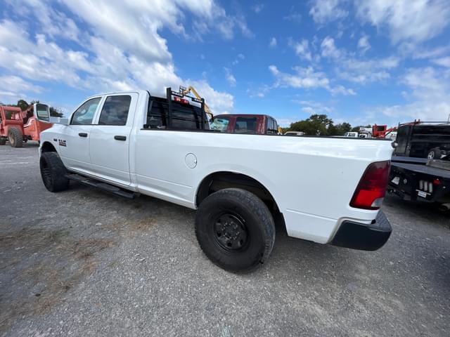 Image of Dodge Ram 2500 equipment image 3