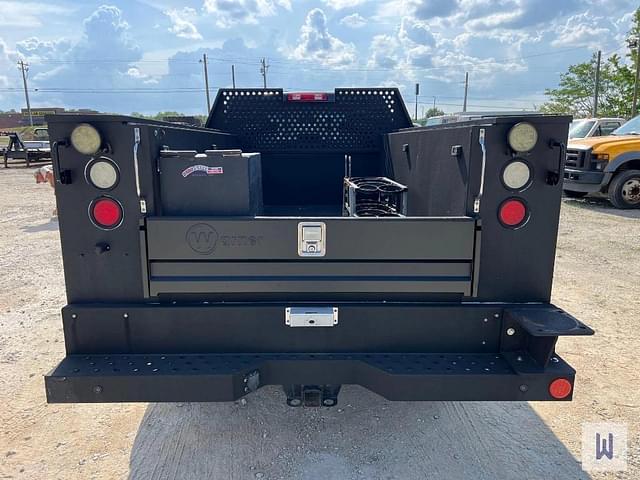 Image of Dodge Ram 2500HD equipment image 4