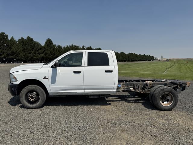 Image of Dodge Ram 3500 equipment image 1