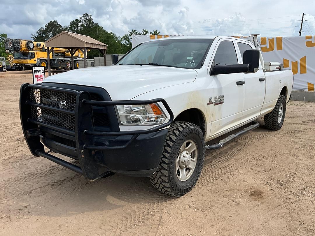 Image of Dodge Ram 3500 Primary image