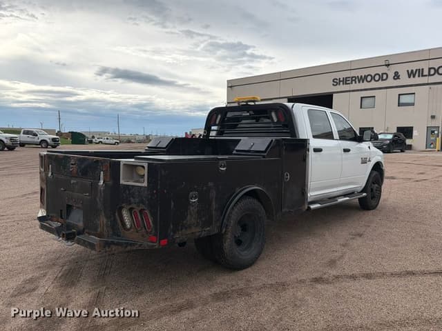 Image of Dodge Ram 3500 equipment image 4