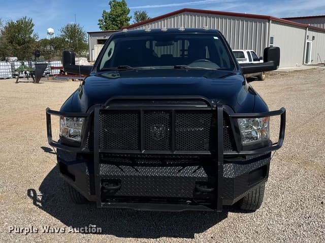 Image of Dodge Ram 3500 equipment image 1