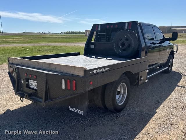 Image of Dodge Ram 3500 equipment image 4