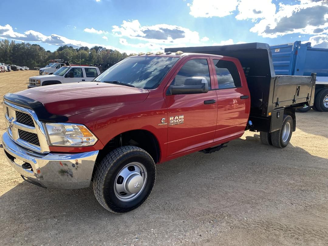 Image of Dodge Ram 3500 Primary image