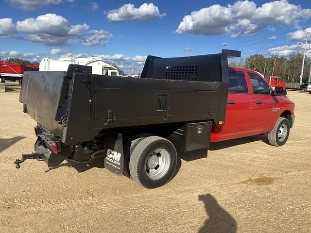 Image of Dodge Ram 3500 equipment image 2