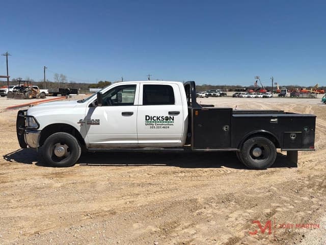 Image of Dodge Ram 3500HD equipment image 4