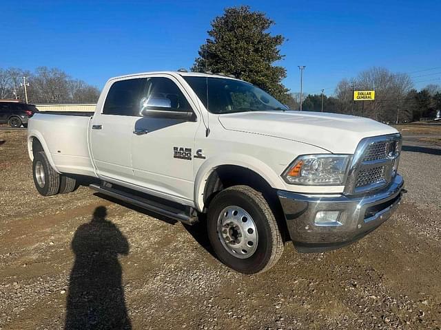 Image of Dodge Ram 3500 equipment image 1