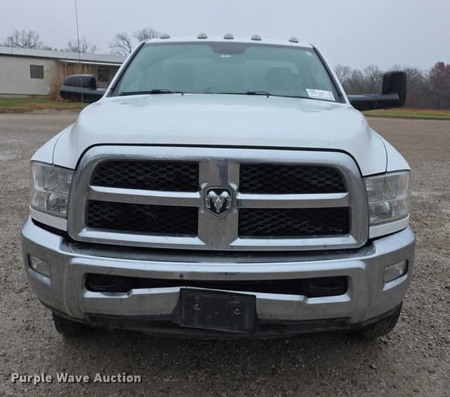 Image of Dodge Ram 3500 equipment image 1