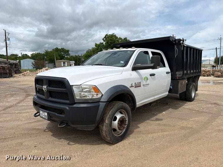 2018 Dodge Ram 5500 Equipment Image0