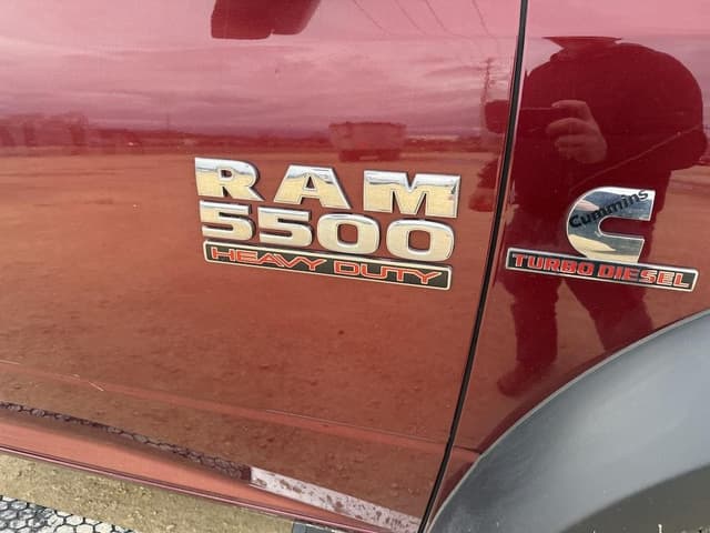 Image of Dodge Ram 5500HD equipment image 4