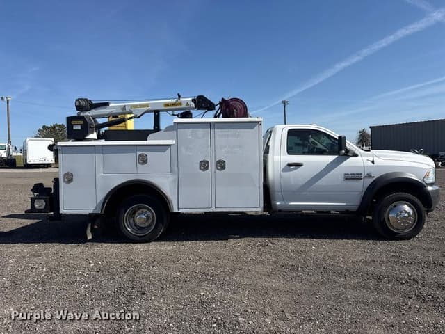 Image of Dodge Ram 5500HD equipment image 4