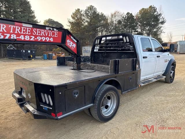 Image of Dodge Ram 5500 equipment image 2