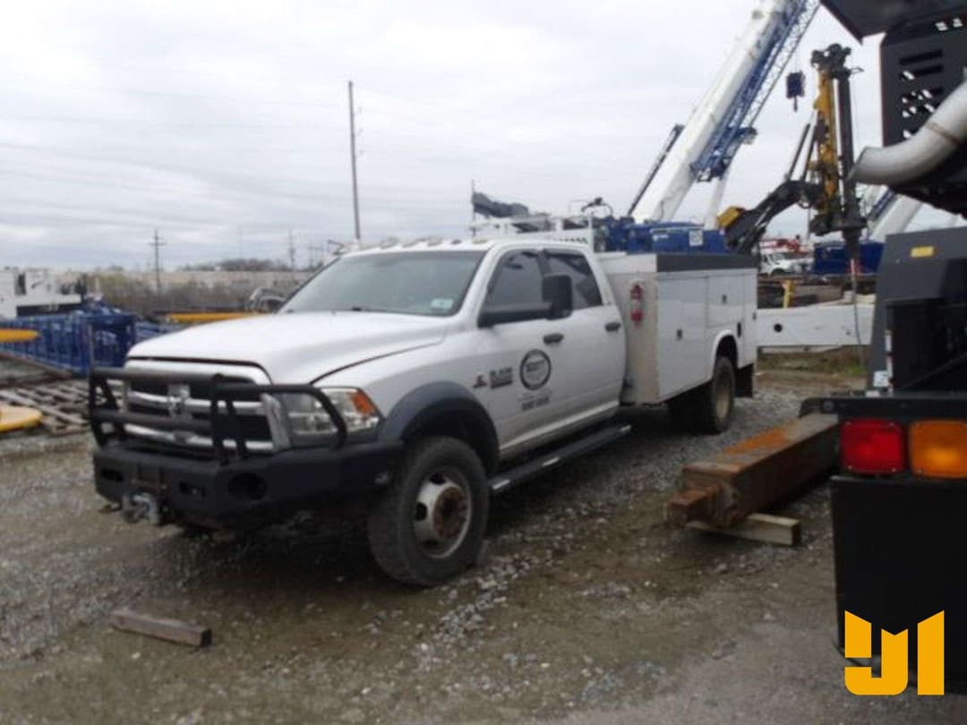 Image of Dodge Ram 5500 Primary image