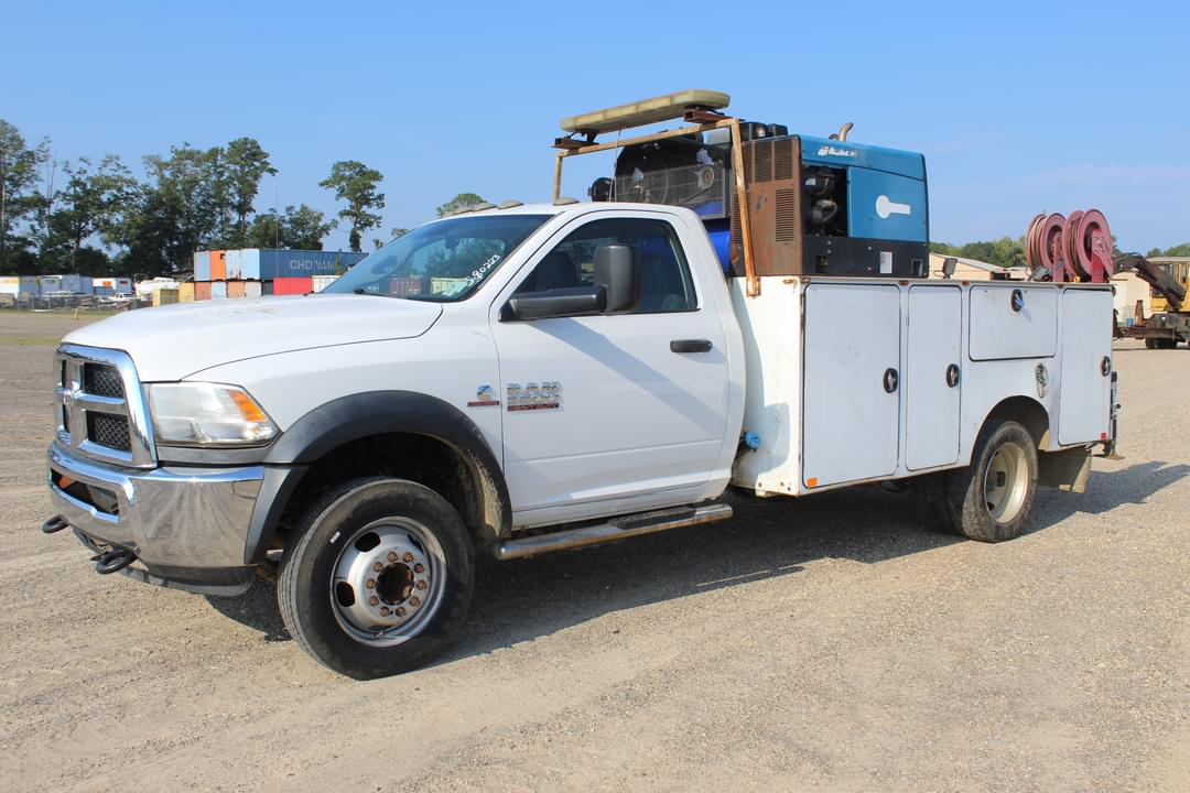 Image of Dodge Ram 5500 Primary image
