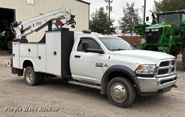 Image of Dodge Ram 5500 equipment image 2