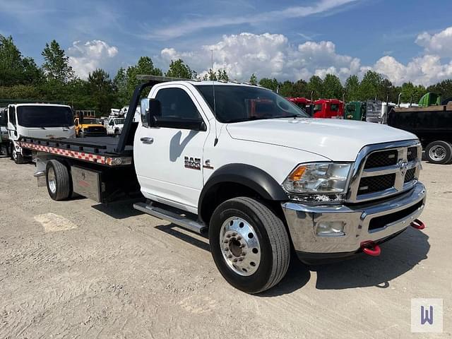 Image of Dodge Ram 5500HD equipment image 2