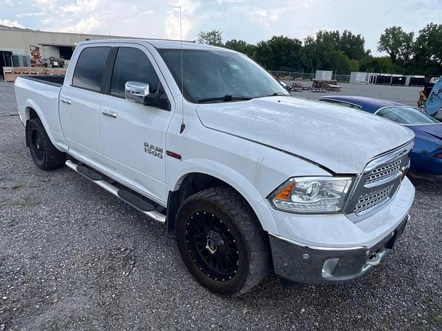 Image of Dodge Ram 1500 equipment image 3