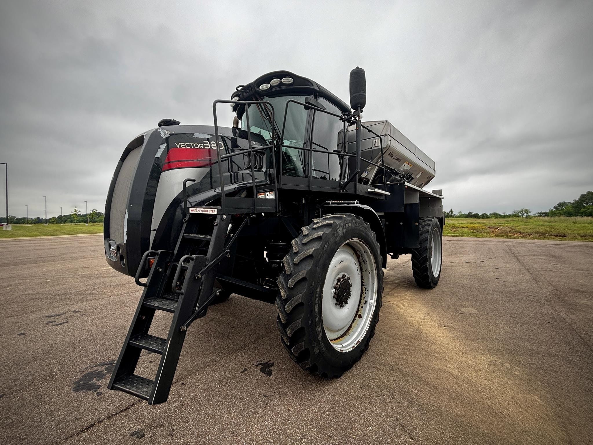 2018 RBR Enterprise Vector 380 Equipment Image0