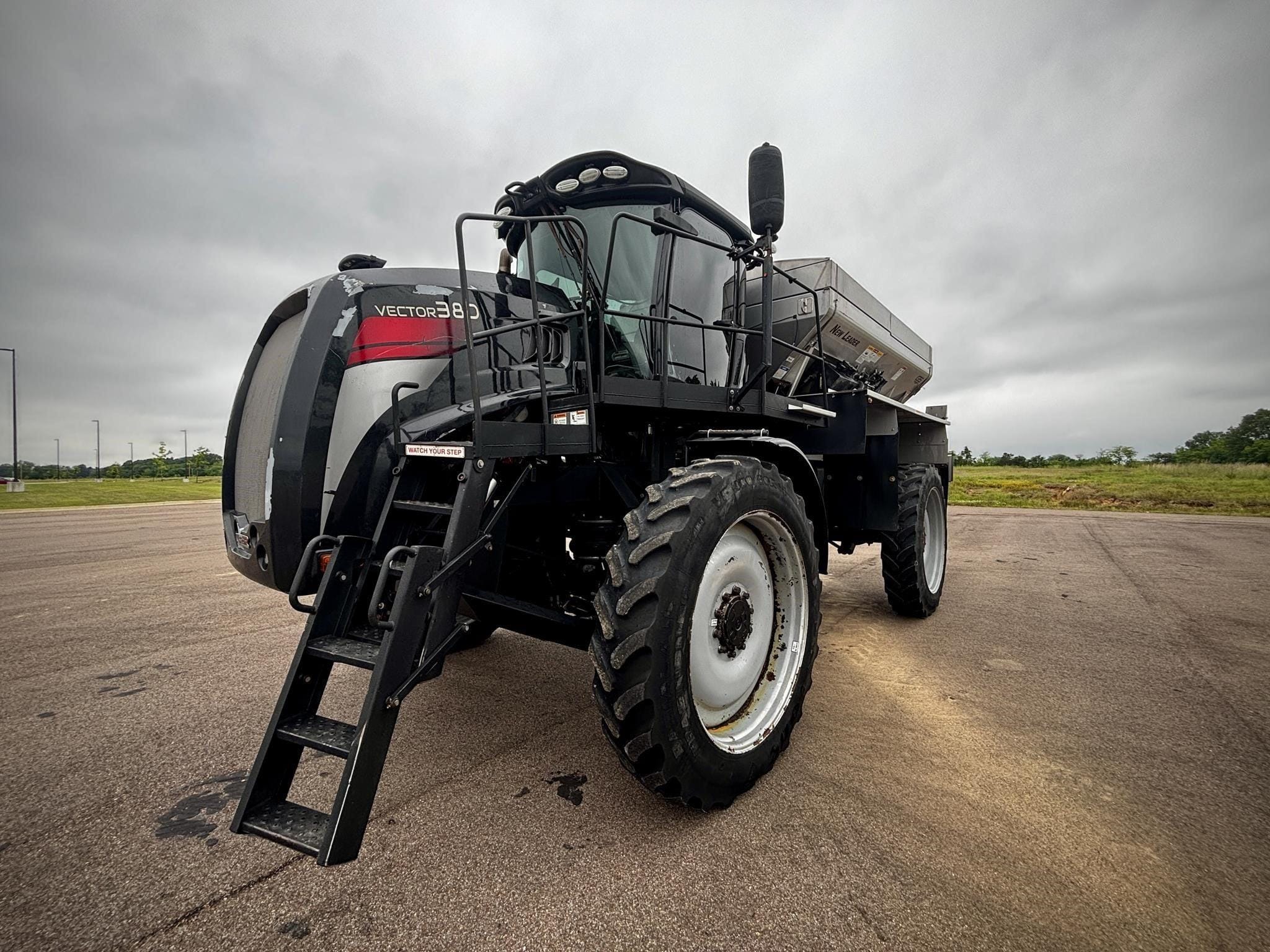 2018 RBR Enterprise Vector 380 Equipment Image0