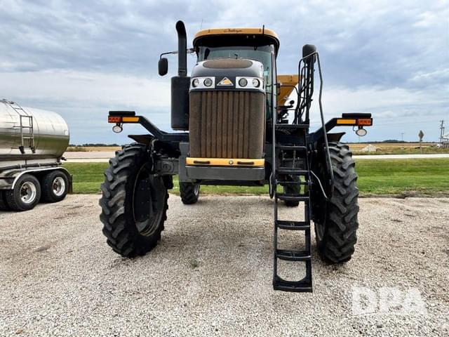Image of RoGator RG1100C equipment image 2