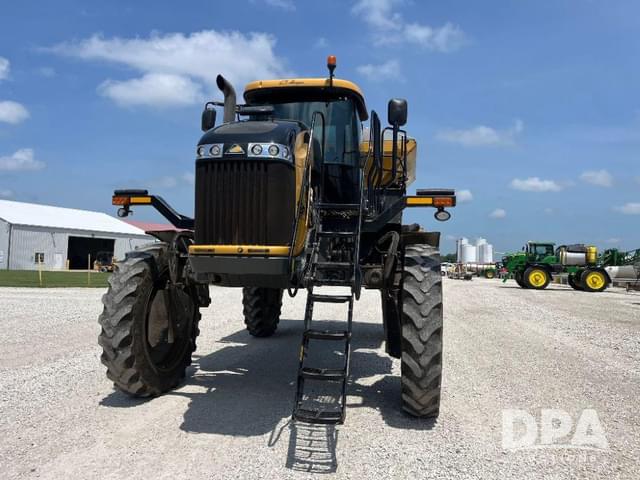 Image of RoGator RG1100C equipment image 2