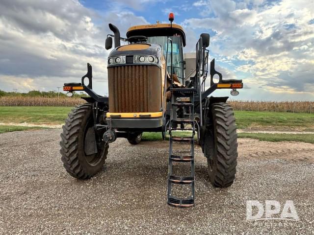 Image of RoGator RG1300C equipment image 2